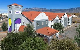Best Western Plus Executive Suites Albuquerque 3*